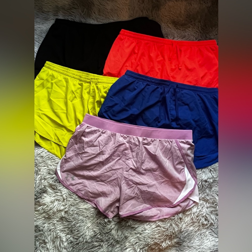 BUNDLE Athletic shorts 4 Old Navy 1 Under Armour size Large